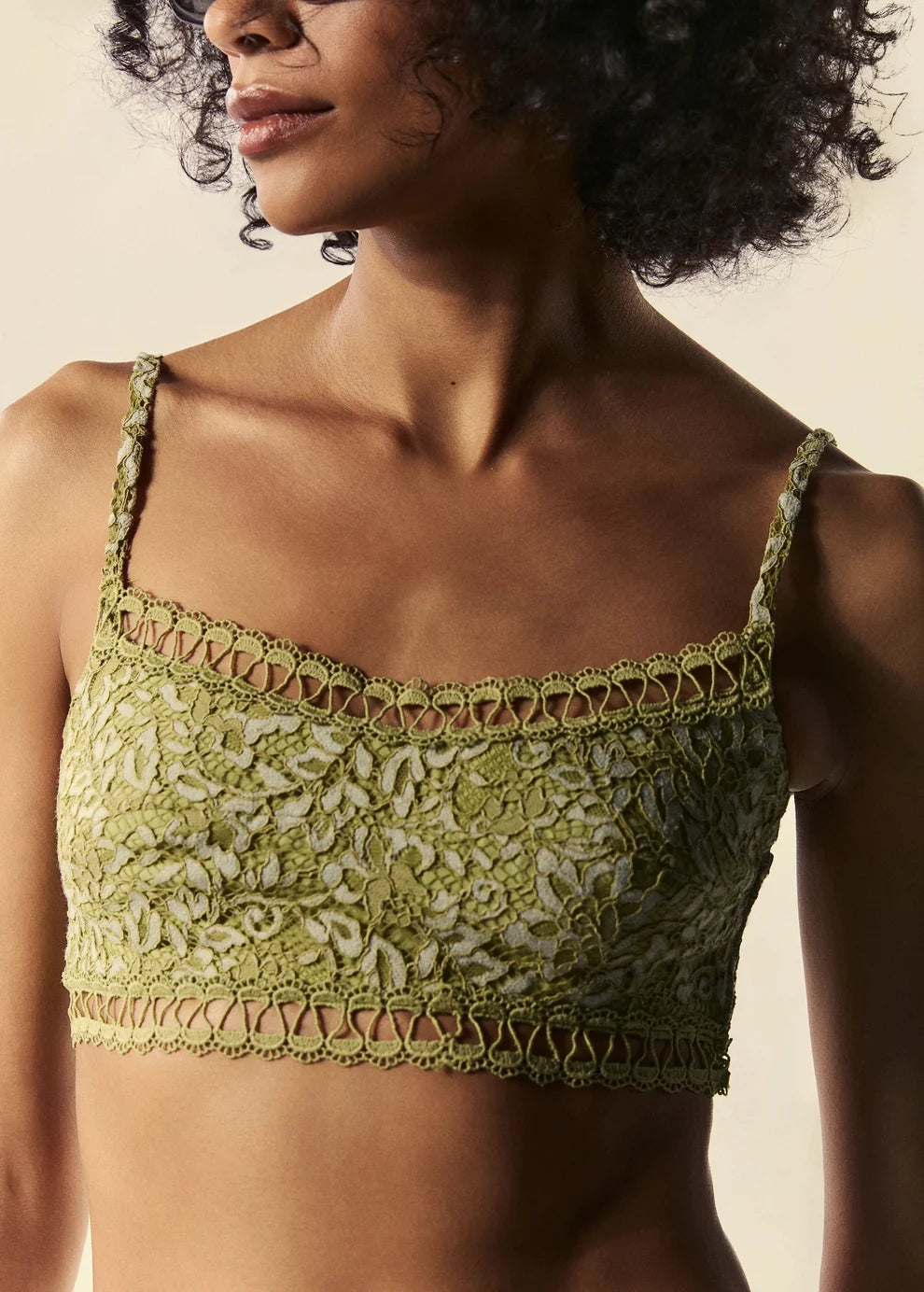 CROPPED TOP WITH STRAPS BOSQUE